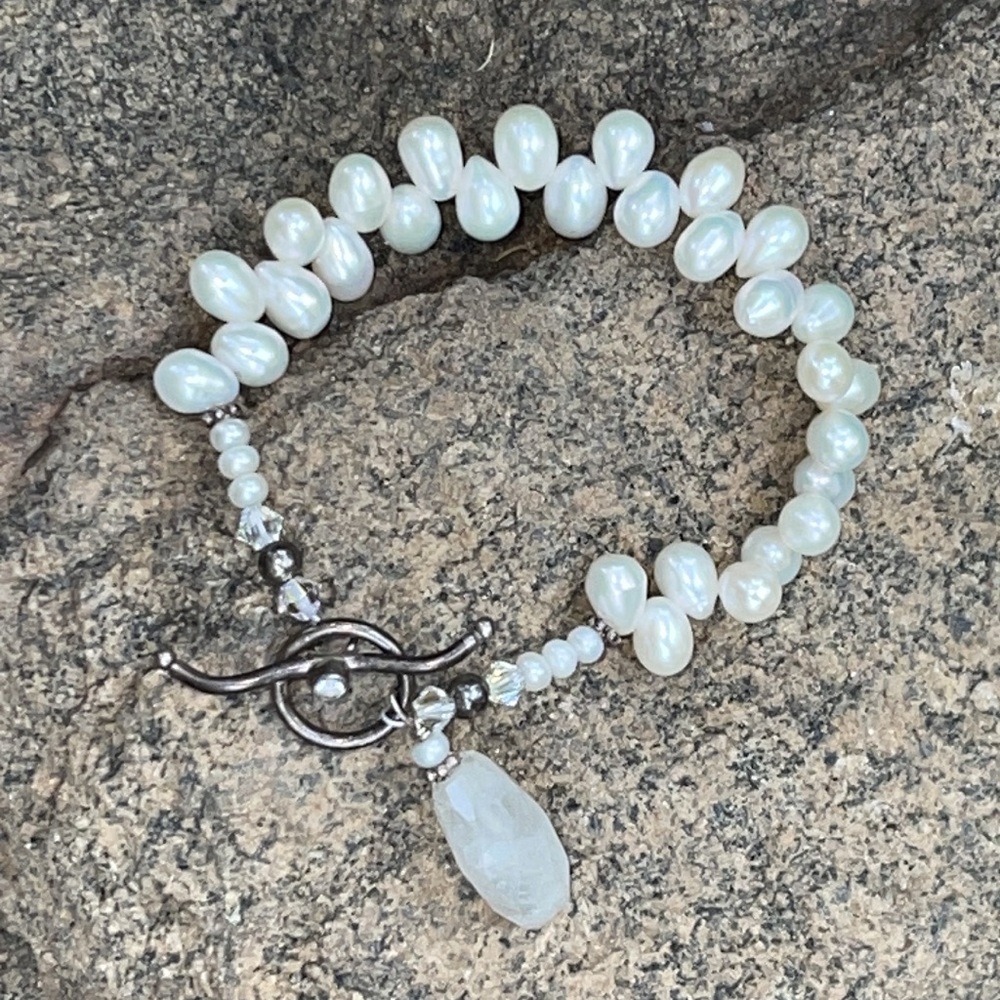 Sundance White Pearl Bracelet